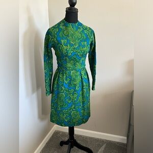 Vintage 60s Anne Fogarty Green & Blue Paisley Long-Sleeve Dress (XS-S)
